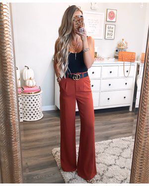 Fav Color, Vegas Outfit, Business Casual Outfits For Work, Pantalon Large, Business Attire, Color Combo, Business Casual Outfits, Work Attire, Mom Style