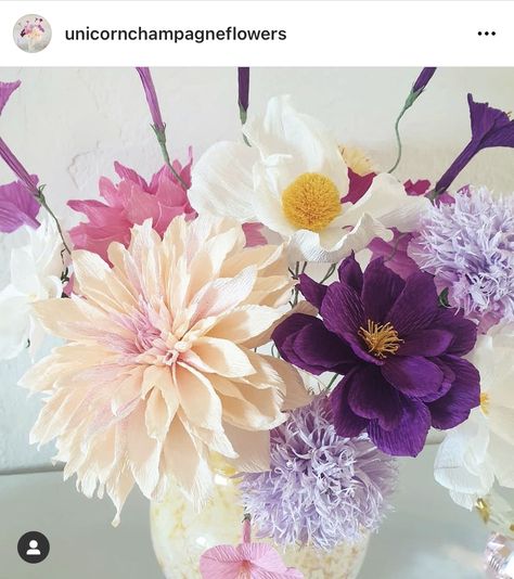 Purple Crepe Paper Flowers, Paper Flower Wedding Decor, Crepe Flowers, Wrap Flowers, Circuit Ideas, Paper Flowers Wedding, Crepe Paper Flowers, Flower Diy Crafts, Crepe Paper