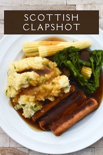 An easy recipe for the traditional Scottish tatties & neeps dish called clapshot. Perfect to serve at a Burns Supper with haggis or Sunday Dinner with sausages, veg & gravy. Scottish Food Traditional, Scottish Christmas Food, Scottish Recipes Authentic, British Recipes Traditional, Scottish Stovies, Scottish Meals, Neeps Tatties, Mash And Gravy, Celtic Recipes