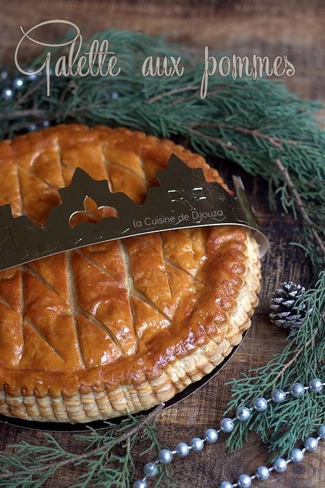 Galette aux pommes pour les rois ou reines (recette facile) Galette Frangipane, Tea Time, Biscuits, Favorite Recipes, Tea, Ethnic Recipes