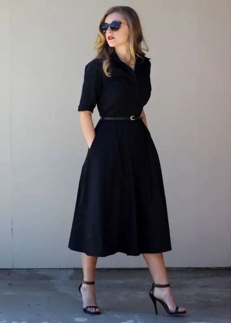 Dress love | ombiaiinterijeri Neutral Color Dress, Western Formal Wear, Black Dress Casual, Black Dress Accessories, Black Dress Style, Vintage Shirt Dress, Minimalist Dress, Look Office, Casual Work Dresses