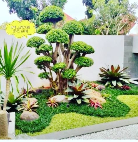 79+ Front Yard And Back Yard Home Garden Decor tips Design Taman, Modern Front Yard Landscaping Ideas, Landscape Ideas Front Yard Curb Appeal, Modern Front Yard Landscaping, Roof Garden Design, Modern Front Yard, Courtyard Gardens Design, Budget Garden, Waterfalls Backyard