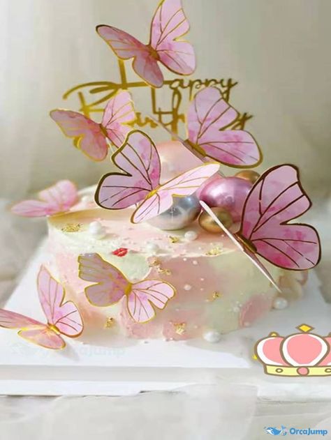 Flower Birthday Invitations, Butterfly Birthday Cakes, Butterfly Cake Topper, Colorful Desserts, Crown Cake, Mini Crown, Butterfly Cake, Light Cakes, Butterfly Cakes