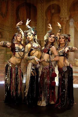 21 of 30: Tribal Belly Dancing - Finding my Inner Gypsy ~ Earth2Eartha Belly Dance Outfit, Belly Dance Costume, Belly Dance Costumes, Lets Dance, Dance Art, Belly Dancers, Dance Poses, Just Dance, Dance Outfits