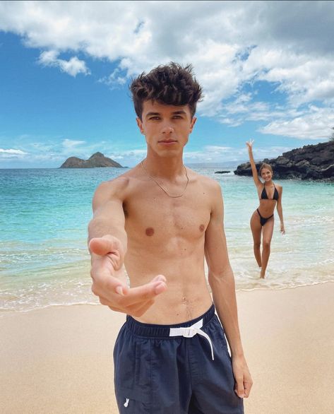 Male Youtubers, Gemma Ward, Brent Rivera, Tiktok Star, Michael Smith, Huntington Beach Ca, Hot Actors, Huntington Beach, Net Worth