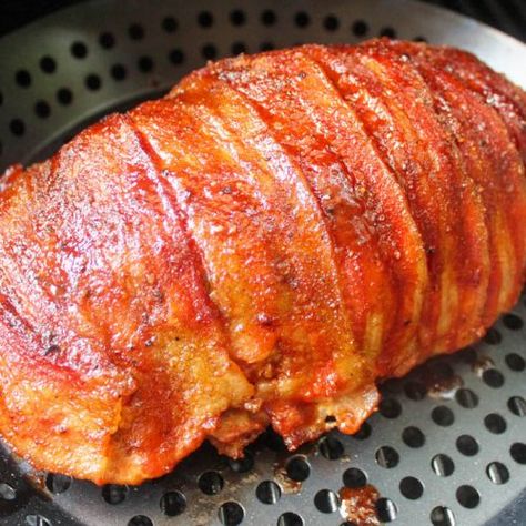 Mommas Meatloaf, Traeger Meatloaf, Traeger Bacon, Bbq Bacon Meatloaf, Bacon Wrapped Cheeseburger, Traeger Smoked Turkey, Smoked Meatloaf Recipe, Bacon Turkey, Cheeseburger Meatloaf