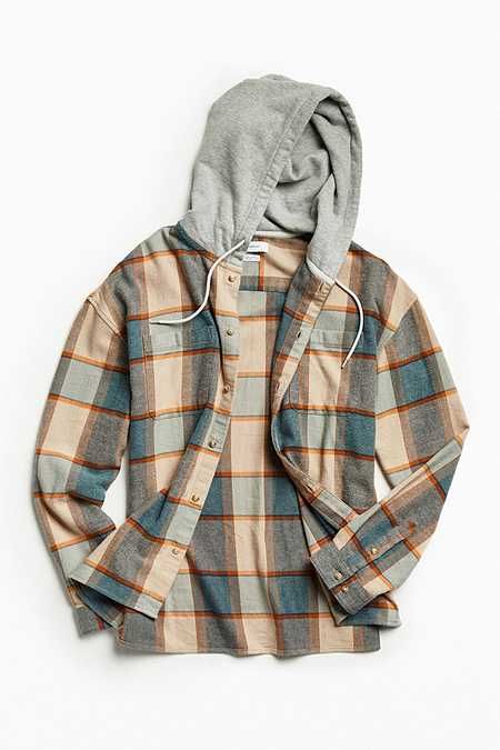 UO Hooded Flannel Button-Down Shirt Hoodie Flannel, Flannel Shirt Outfit, Flannel Hoodie, Flannel Fashion, Mens Casual Outfits Summer, Black Men Street Fashion, Hooded Flannel, Men Street Fashion, Guys Clothing Styles