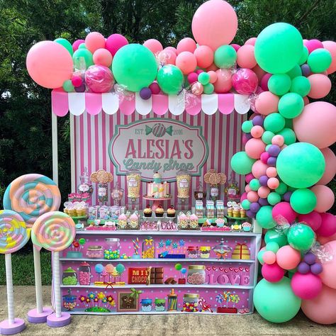 Woo'em on Instagram: “😉For the love of candy 🍫🍬🍡🍭🎂🍪 Check out this sweet Candy Shop setup 📸: @macylimadecor Inquiries: Sunny@wooemdesign.com or shop with me on…” Birthday Dessert Table, Candy Theme Birthday Party, Candy Themed Party, Dessert Table Birthday, Candy Land Birthday Party, Candy Stand, Birthday Dessert, Candy Birthday Party, Candyland Birthday