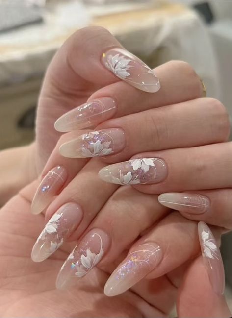 🪷 Chinese Douyin Nails, Ring Finger Design, Nails Chinese, Douyin Nails, Line Nail Art, Asian Nails, Lines On Nails, Blush Nails, Classy Acrylic Nails