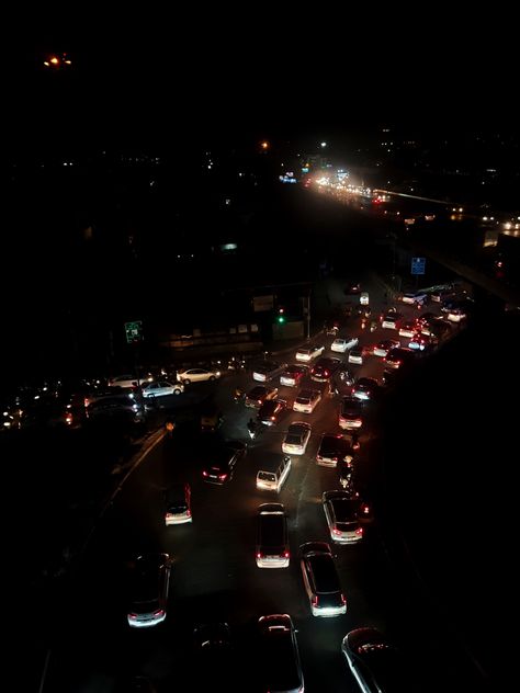 #incredibleindia 🇮🇳 . . #cars #citylights #delhiblogger #dilliwale #explore #iphoneshot #lights #lightsphotography #metro #metrocity #night #nightlife #nightphotography #road #shotoniphone #sodelhi #trafficjam #travelblogger #travelphotography Iphone Lens, Incredible India, Mobile Photography, Photography Lovers, Night Photography, Light Photography, City Lights, Night Life, Travel Blogger