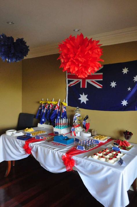 Australia Day Party Ideas | Photo 1 of 13 Australia Leaving Party, Australia Birthday Party, New Zealand Party Theme, Australia Party Ideas, Aussie Party, Australia Themed Party, Australia Party Decorations, Australia Theme Party Decoration, Australia Day Decorations