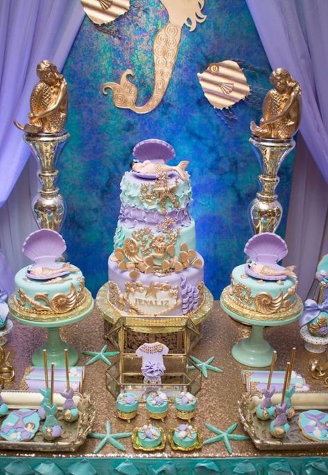 Atlantis Party, Mermaid Babyshower, Sea Baby Shower Theme, Office Baby Showers, Baby Shower Party Planning, Girl Shower Themes, Beach Baby Showers, Sea Baby Shower, Mermaid Baby