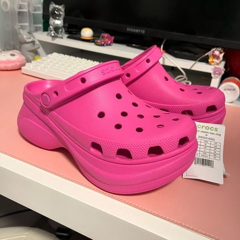 Platform crocs bae clog pink Size 6 Crocs Bae Clog, Crocs Bae, Bae Clog, Platform Crocs, Birthday Board, Crocs Shoes, Friends And Family, Clogs, Wish List