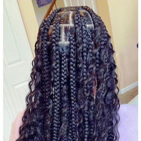 FindBraiders @justbraidsinfo on Instagram: "Large Boho Knotless ❤️ #hairincluded Book @ace_ofbraidss_ Location: #romeovilleillinois . . . . . . . . . . . . . . . . . . . . . . . . . . . . . . . . . . . . . . . . . . . . . . . . . . . . . . . #romeovillebraider #romeovillehairstylist #romeoville #romeovilleillinois #hairincluded #hairincludedbraids #appointments #appointmentsonly #hairappointments #illinoisbraider #curlybraids #curlybraidstyles #curlybraid #curlybraidinghair #curlyknotlessbraid Large Size Knotless Box Braids, Large Boho Braids, Large Boho Knotless Braids, Large Boho Knotless, Island Hairstyles, Braiding Hair Colors, Braiding Hairstyles, Natural Hair Weaves, Boho Knotless