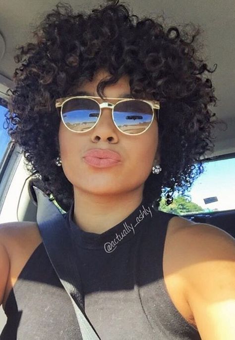 @geizel619 More Curly Crochet Braids, Curly Crochet Hair Styles, Messy Pixie, Lob Hairstyle, Crochet Braids Hairstyles, Hair Styles 2017, Fringe Hairstyles, Short Natural Hair Styles, Asian Hair