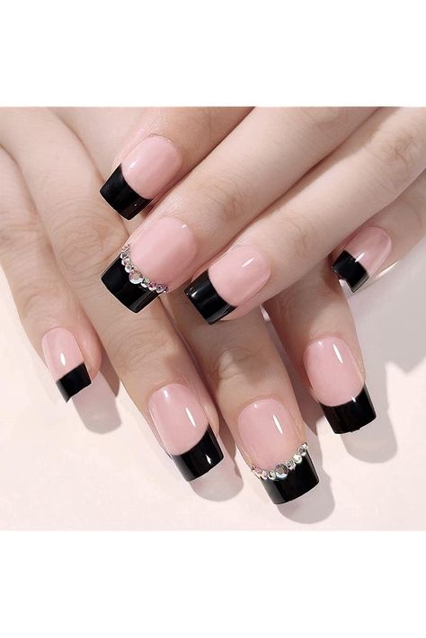 Enppode Black Fake Nails French Tip Press on Nails Medium Length Stick on Nails Square Nails for Women 24 PC/Set Bandana Nails, Black French Nails, Deluxe Nails, Aura Nails, Square Nail Designs, Nagel Tips, Nail Forms, Nail Patterns, Nail Length