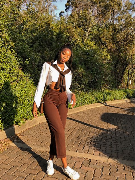 Brown Tops Outfit Ideas, Brown Shirt White Pants Outfit, Chocolate Brown Trousers Outfit Women, Brown And Silver Outfit, Brown Formal Pants Outfit, Brown Pants White Shirt, White And Brown Outfit, Brown Pants Outfit For Work, Brown Trousers Outfit Women