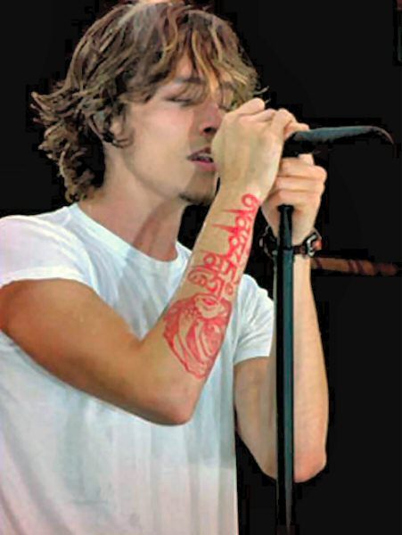 Brandon Boyd Incubus Tattoo, Torso Man, Rockstar Tattoo, The Night Watch, Write Music, Rockstar Romance, Brandon Boyd, Heart Music, Red Tattoos