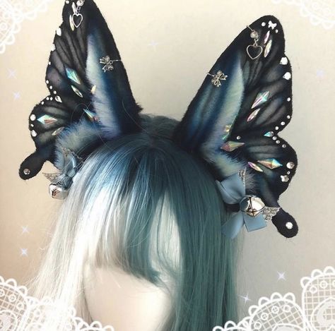 Cosplay Hair, Kawaii Fashion Outfits, Hair Reference, Fashion Design Drawings, White Butterfly, Animal Ears, Character Designs, Kawaii Clothes, Fantasy Clothing