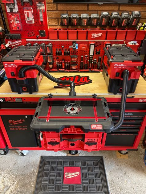 Milwaukee Tool Storage, Packout Storage Ideas, Power Tool Charging Station, Milwaukee Packout Ideas, Milwaukee Tool Box Ideas, Tool Charging Station, Charging Station Ideas, Free Money Online, Work Truck Storage