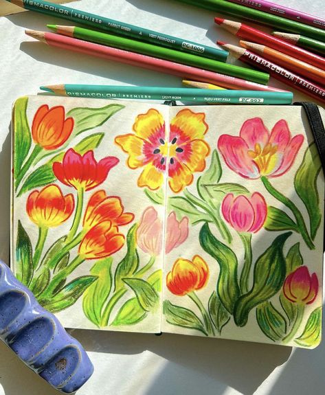 Coloring Sketches Drawing, Flowers Crayon Drawing, Pencil Crayon Flowers, Sketchbook Ideas Colorful, Colored Pencil Drawings Of Flowers, Simple Colorful Drawings, Doodles With Color, Easy Color Pencil Drawing, Color Pencil Flowers