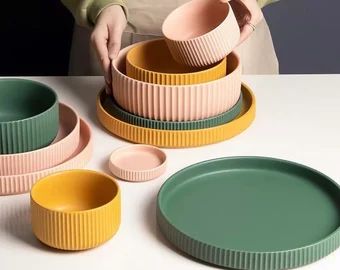 Holly's Handpicked Handmade Homely Decor. by DailyHighVibrations Colorful Dinnerware, Elegant Entertaining, Chic Table, Match Colors, Deep Plate, Textured Design, Family Dinners, Key Details, Dinnerware Set