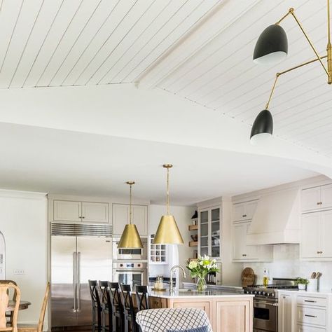 great example of addition with gable roofline off of kitchen Gable Ceiling Kitchen, Gable Roof Interior Ceiling, Gabled Porch Addition, Cross Gable Roof Addition, Glazed Gable End, Be Design, Kitchen Addition, Gable Roof, Kitchen Ceiling