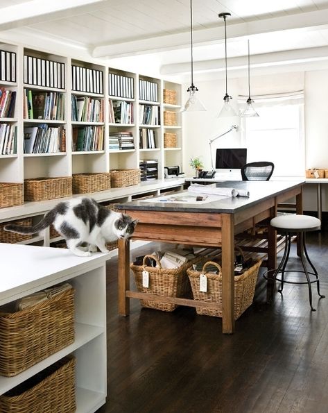 Thirty of our favorite organized home workspaces.    #["colorful", "contemporary", "eclectic", "minimalist", "Office & Workspace", "Inspiration", "Eye-Candy"] Interior Design Studio Workspace, Creative Space Ideas, Artist Home Studio, Interior Design Studios, White Built Ins, Atelier Studio, Design Studio Workspace, Basement Office, Art Studio Space