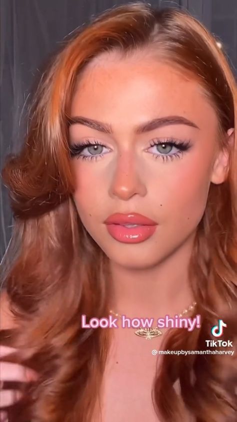 Make Up Looks For Redheads, Makeup On Redheads, Scandi Makeup, Ginger Makeup, Samantha Harvey, Sultry Makeup, Wife Aesthetic, Red Hair Inspo, Pretty Redhead