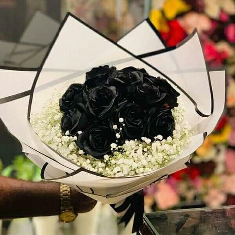 Black Rose Bouquet, Boyfriends Birthday Ideas, Man Bouquet, Black Bouquet, Gifts For Gf, Ribbon Rose, Ribbon Bouquet, Red Rose Bouquet, Outline Art