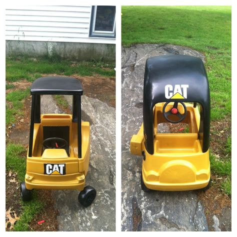 Cozy coupe makeover- My child will have one of these! With a JTC sticker, of course! ;) Cosy Coupe Makeover, Cozy Coupe Makeover Boys, Painted Cozy Coupe, Little Tikes Makeover, Cozy Coupe Makeover, Car Makeover, Toy Makeover, Cat Construction, Cat Cozy