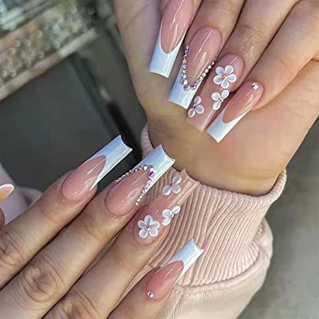 Fake Nails White, Fake Nails Long, Floral Nail Designs, Acrylic Nail Kit, White Acrylic Nails, Diy Nail Art, Pink Acrylic Nails, Girls Nails, Stick On Nails