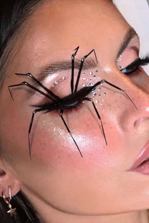 halloween makeup. spider makeup. spider eye makeup.  3D makeup. Spider Eye Makeup Halloween, Spider Eye Makeup, Halloween Spider Makeup, Spider Makeup, Halloween Makeup Witch, Halloween Makeup Tutorial Easy, Halloweenský Makeup, Holloween Makeup, Halloween Beauty