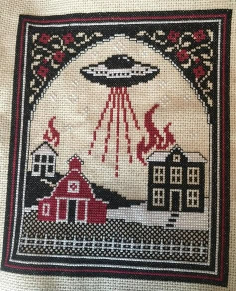 Cross Stitch Outdoors, Pagan Cross Stitch, Pixel Pattern, Cross Stitch Funny, Crochet Tapestry, Cotton Clothing, Tapestry Crochet, Woolen Coat, Alpha Patterns