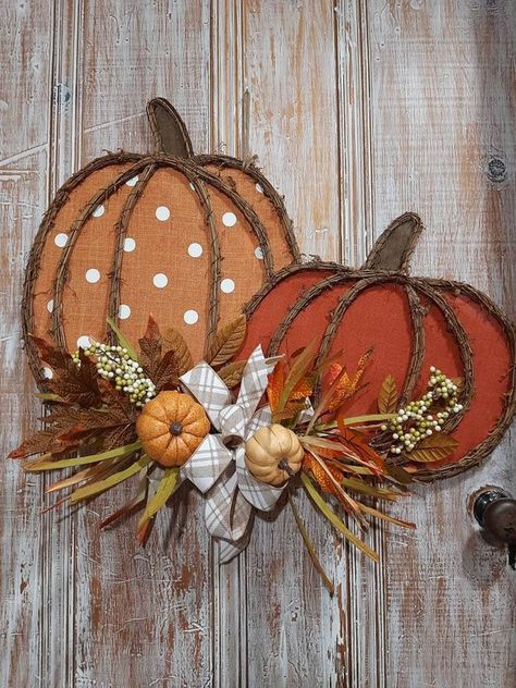 Check out this item in my Etsy shop https://www.etsy.com/listing/1277986049/double-pumpkin-fabric-grapevine-door Pumpkin Porch Decor, Pumpkin Porch, Porch Decor Fall, Pumpkin Fabric, Fabric Door, Teal Pumpkin, Porch Pumpkins, Pumpkin Door Hanger, Rustic Pumpkin