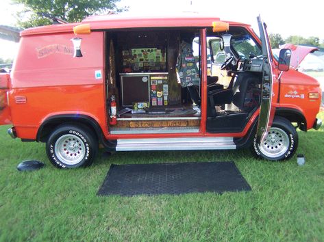 STOW-AWAY 1975 Short-wheel-base Chevy Van..vk 70s Chevy Van, 70s Van, Boogie Van, Lifted Van, Chevy Vans, Chevrolet Van, Gmc Vans, Old School Vans, Van Camper