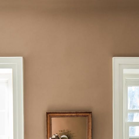 Benjamin Moore on Instagram: "Whether you're partial to the richness of Leather Saddle Brown 2100-20 or the coziness of Chowning's Tan CW-195—or have fallen in love with both—you could make the argument that brown paint colors feel like fall most of all 🤎 Swipe through to get inspired by these two autumnal hues, then tell us in the comments if you've tried #ColorTrends2025 yet! #BenjaminMoore #Paint #Home" Tan Brown Paint Colors, Charleston Brown Benjamin Moore, Chowning's Tan, Warm Beige Paint Colors, Earth Tones Paint, Brown Paint Colors, Beige Paint Colors, Tan Paint, Warm Paint Colors