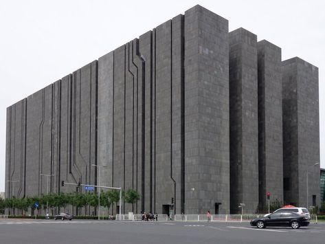 The 15 Most Evil-Looking Buildings Around the World Factory Architecture, Brutalism Architecture, Brutalist Buildings, Concrete Building, Living Modern, Brutalist Architecture, Futurism, Brutalism, Futuristic Architecture