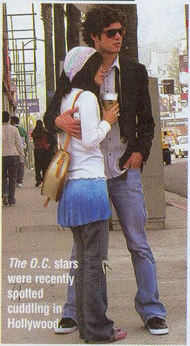 Rachel Bilson The Oc, Adam Brody, Family Photo Album, Rachel Bilson, The Love Club, The Oc, Tv Girls, Mood Board Fashion, 2000s Fashion