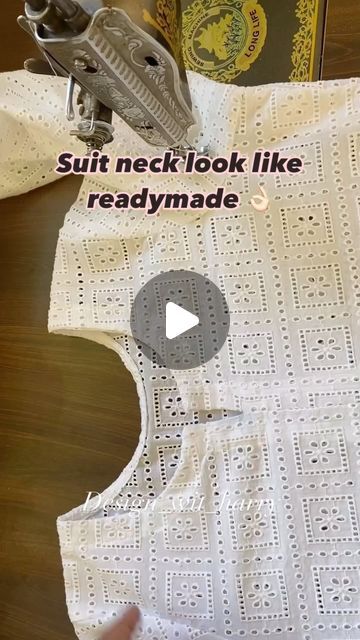 Neck Stitching Designs, Front Dori Neck Design Kurti, Suit Back Neck Design, Nack Design For Kurti, Back Neck Designs For Suits, How To Finish Neckline Sewing, How To Sew Kurti Tutorials, Stiching Ideas Kurti Tutorial, Neck Design Stitching Video