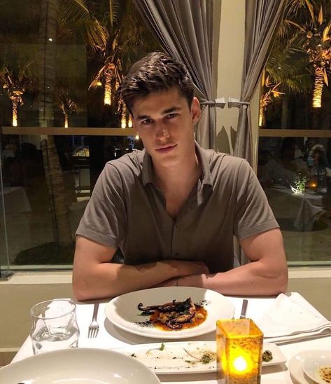 Victor Perr Dinner Poses Instagram Men, Cafe Pictures Men, Poses For Men In Cafe, Cafe Poses Instagram Men, Cafe Pose Ideas Men, Cafe Pose, Dinner Date Aesthetic, Cafe Pictures, Restaurant Pictures