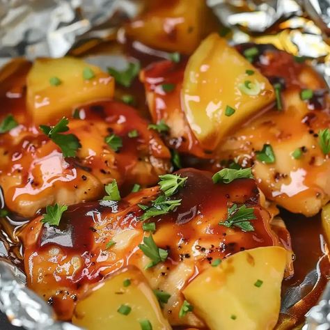 Foil Packet Hawaiian BBQ Chicken Recipe Hobo Stew Foil Packets, Hawaii Bbq Chicken, Steak Foil Packets, Hobo Meals, Tin Foil Meals, Rv Meals, Chicken Foil Packs, Hawaiian Bbq Chicken, Foil Meals