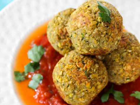 15 Dishes To Bring To Your Labor Day Potluck Party! - One Green PlanetOne Green Planet Quinoa Lentil, Lentil Meatballs, Lentils And Quinoa, Green Lentil, Potato Bites, Green Lentils, Lentil Recipes, Vegan Cooking, Base Foods