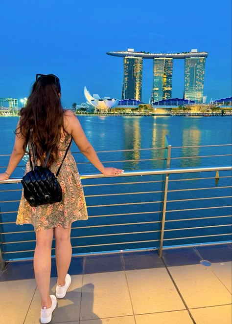 Singapore Marina Sands Bay, Singapore Poses, Singapore Outfit Ideas, Singapore Photo Ideas, Singapore Ootd, Haji Lane Singapore, Merlion Singapore, Marina Bay Singapore, Singapore Outfit