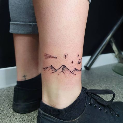 Hammock Tattoo, Shooting Star Tattoos, Star Tattoo Ideas, Mysterious Tattoo, Shooting Star Tattoo, Cosmic Magic, Dip Dip, Ocean Tattoo, Vegan Tattoo