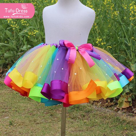 Rainbow: tule and ribbon Rainbow Party Dress, Rainbow Dress Girl, Girls Halloween Dress, Party Dress Codes, Ribbon Tutu, Kids Tutu, Rainbow Tutu, Kids Party Dresses, Garden Party Dress