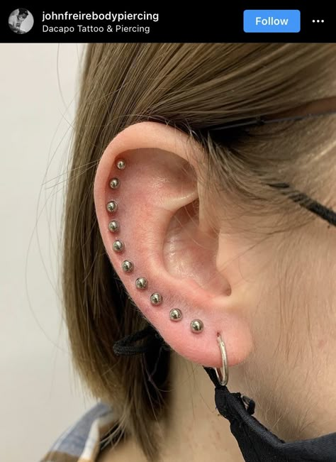 Ear Piercings Chart, Piercings Earrings, Earrings Piercings, Face Piercings, Cool Ear Piercings, Piercings For Girls, Pretty Ear Piercings, Multiple Ear Piercings, Cute Ear Piercings