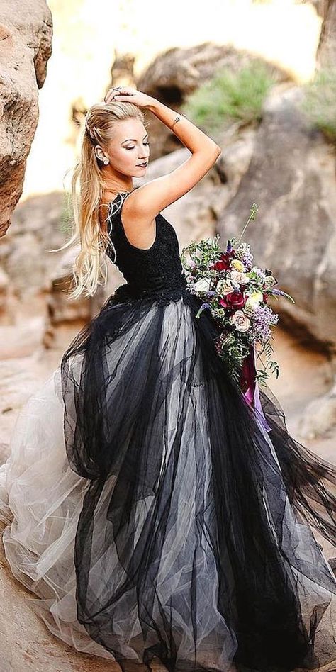 Boho Ballgown, Black White Wedding Dress, Black And White Gown, Boho Style Wedding Dress, Grey Wedding Dress, Backless Bridal Gowns, Wedding Dress Gallery, Gold Wedding Dress, Plus Size Wedding Gowns