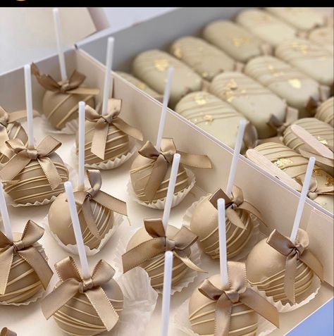 Snacks For Bday Party, Neutrals Theme Party, Beige Birthday Decorations, Neutral 21st Birthday Ideas, Engagement Cakesicles, Neutral Wedding Dessert Table, Nude Birthday Decorations, Nude Party Theme, Beige Cupcakes Aesthetic