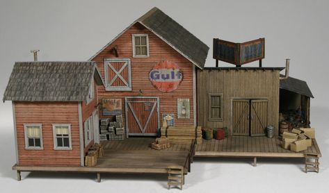 Vilius's scale modeling endeavors: August 2012 Scale Bar, Ho Train Layouts, Ho Scale Buildings, Model Train Table, Model Houses, Scale Model Building, Planet Coaster, Mining Town, Train Miniature